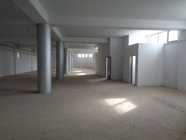 (For Rent) Commercial Building || East Attica/Acharnes (Menidi) - 1.670 Sq.m, 12.000€ 