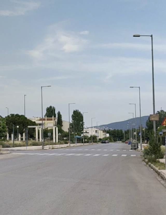 (Προς Πώληση) Επαγγελματικός Χώρος Κατάστημα || Ανατολική Αττική/Αχαρνές (Μενίδι) - 430 τ.μ, 780.000€ 