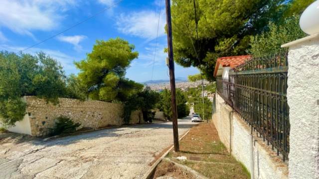 (Προς Πώληση) Αξιοποιήσιμη Γη Οικόπεδο || Αθήνα Βόρεια/Πεντέλη - 1.020 τ.μ, 850.000€ 