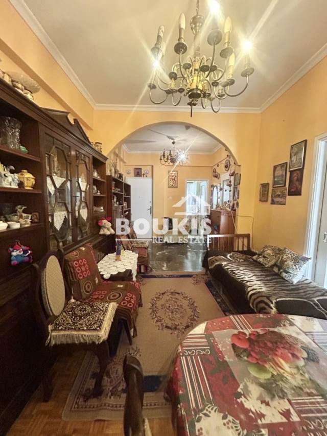 (For Sale) Residential Apartment || Athens Center/Athens - 65 Sq.m, 2 Bedrooms, 90.000€ 